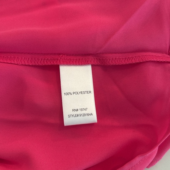 Elegant Pink V-Neck Women's Top Bright Flamingo size small - Picture 5 of 6